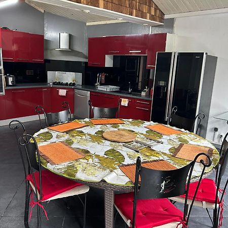 Kaz Du Volcan-Endroit Paisible-Capacite Max 8 Personnes- La Plaine des Cafres Esterno foto